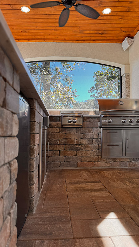 outdoor kitchen